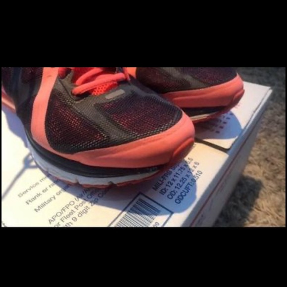 Nike Air Max Black/Hot Pink with PowerStep Pinnacle insole included! 8.5 - Picture 3 of 11